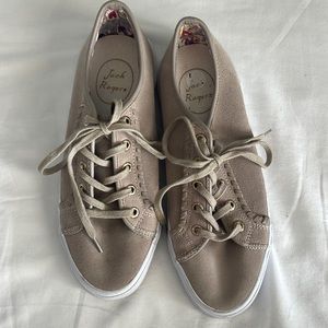 Nearly new suede Jack Roger’s sneakers 7.5